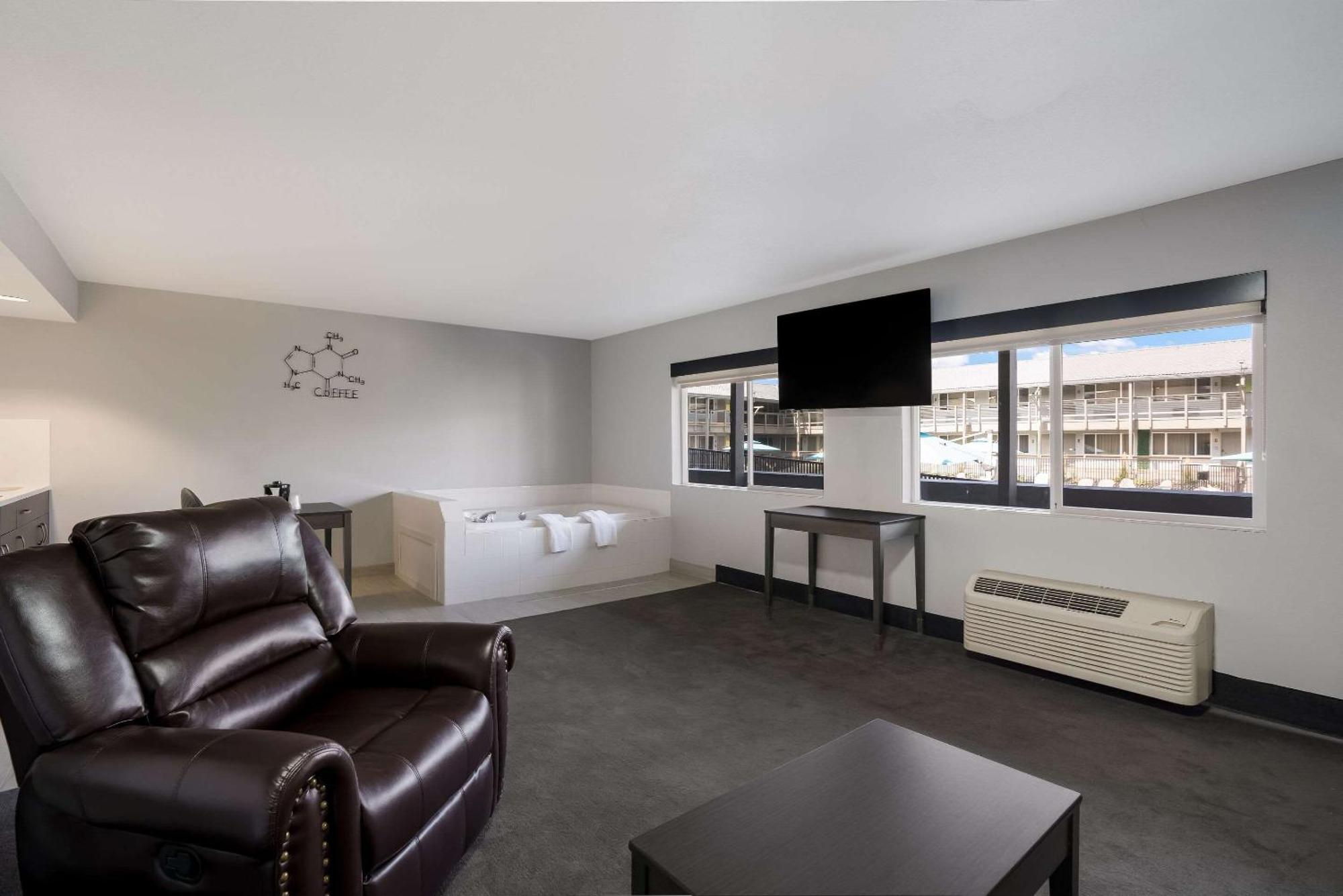 Richland Riverfront Hotel And Conference Center, Ascend Hotel Collection Экстерьер фото