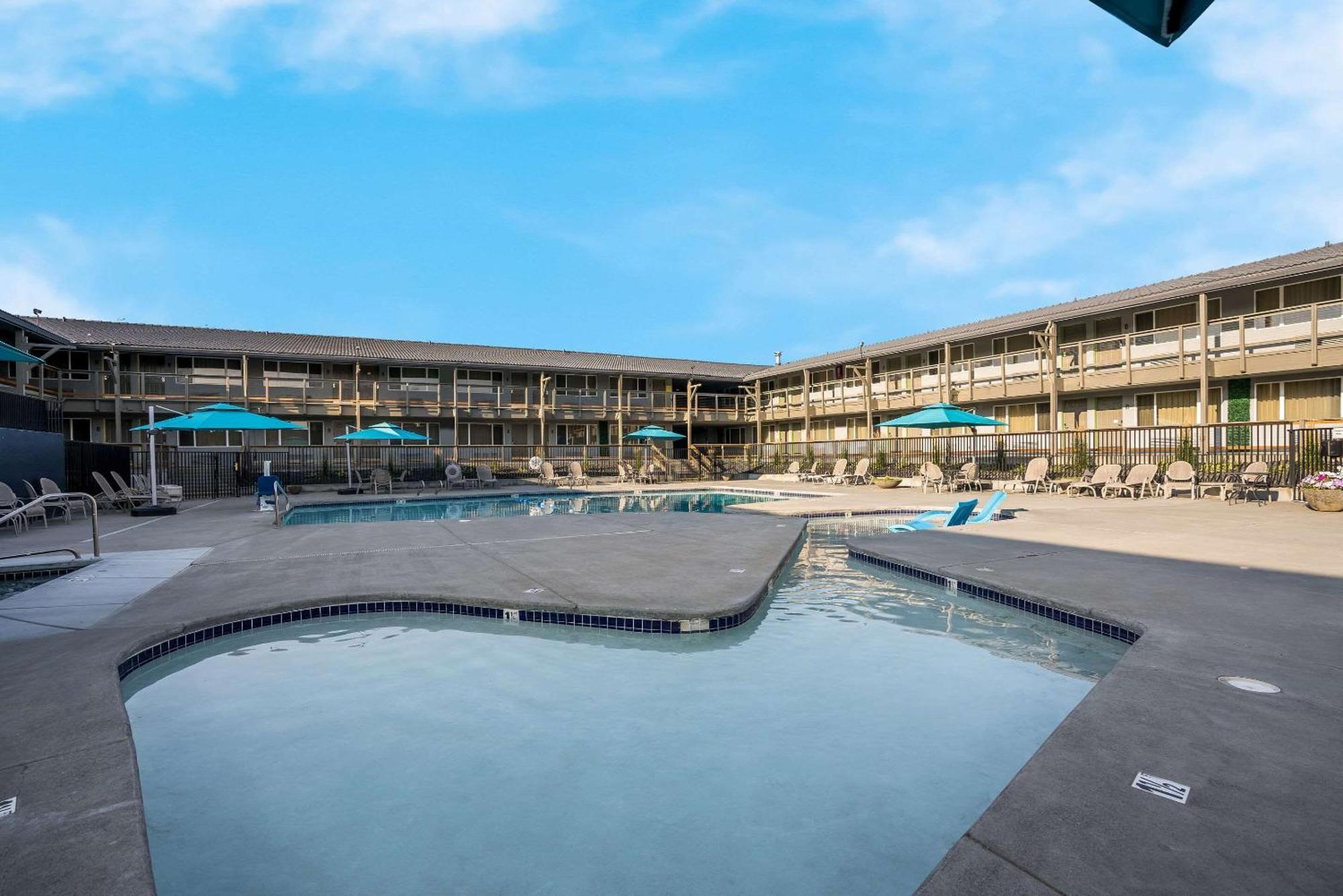 Richland Riverfront Hotel And Conference Center, Ascend Hotel Collection Экстерьер фото